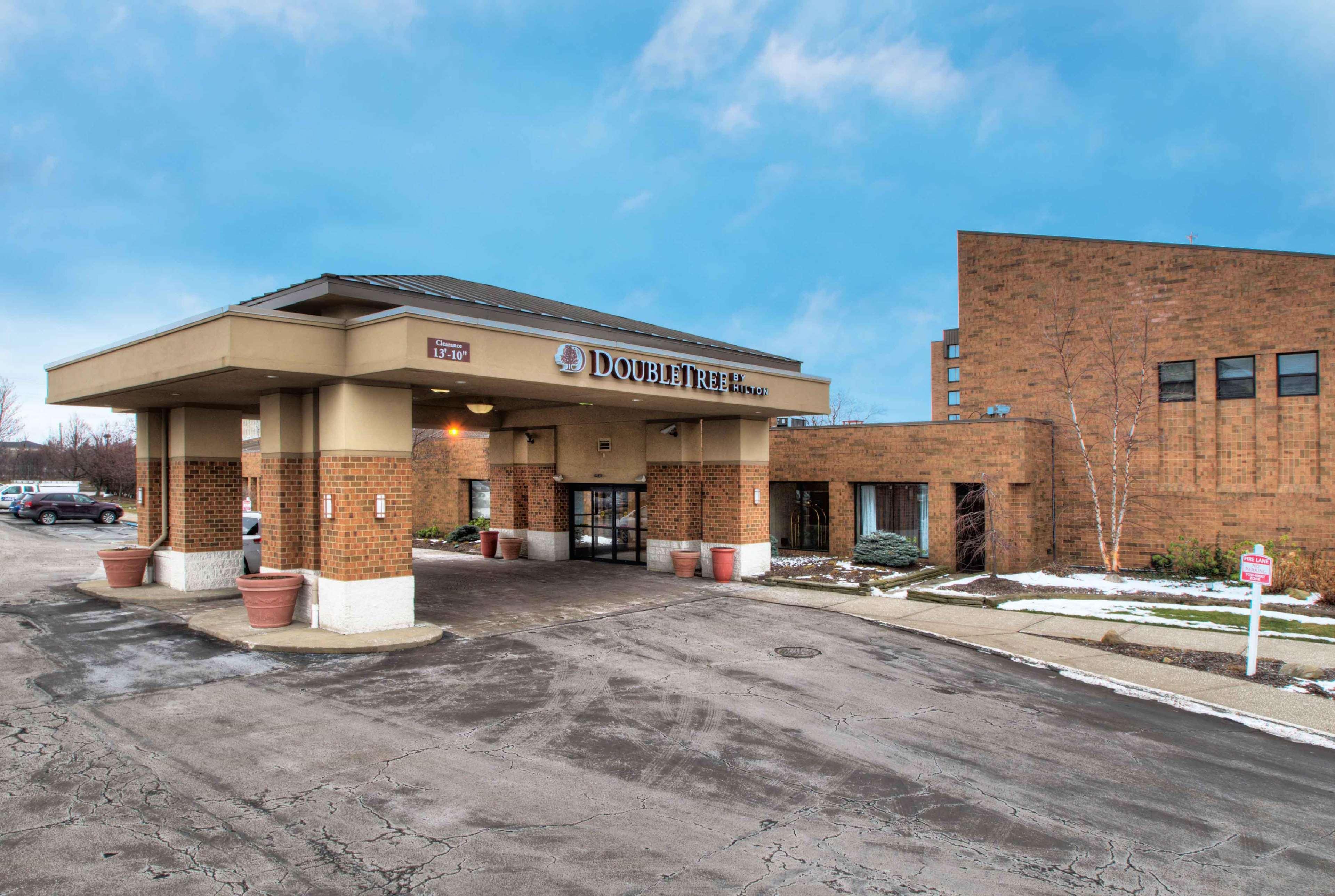 Doubletree By Hilton Cleveland East Beachwood Hotel Exterior photo